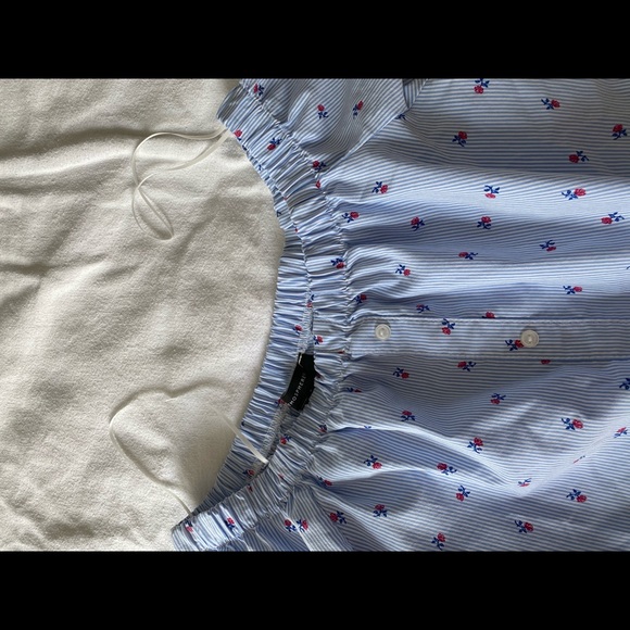 Off the shoulder blouse - Picture 4 of 4